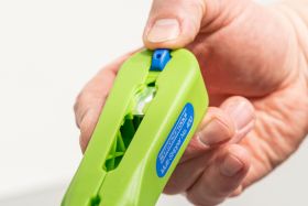 WEICON Multi-Stripper   No.400 Green Line